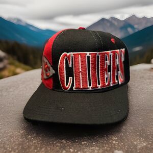 RARE Vintage 90s Starter Kansas City Chiefs Big Logo Spellout Snapback NFL Hat